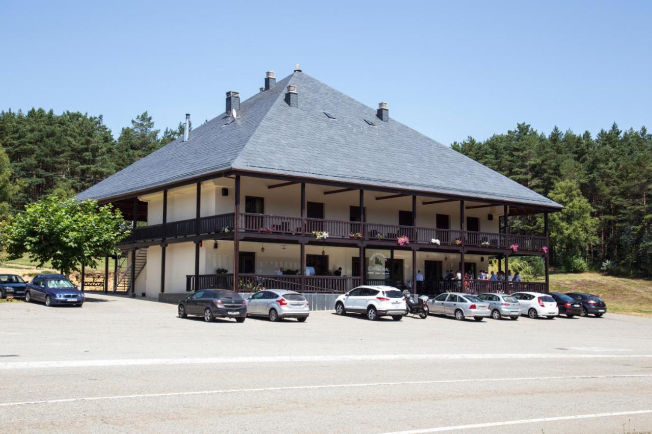 Albergue Pineiral Fonsagrada A Fonsagrada Экстерьер фото